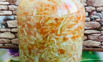 квашеная капуста в банке